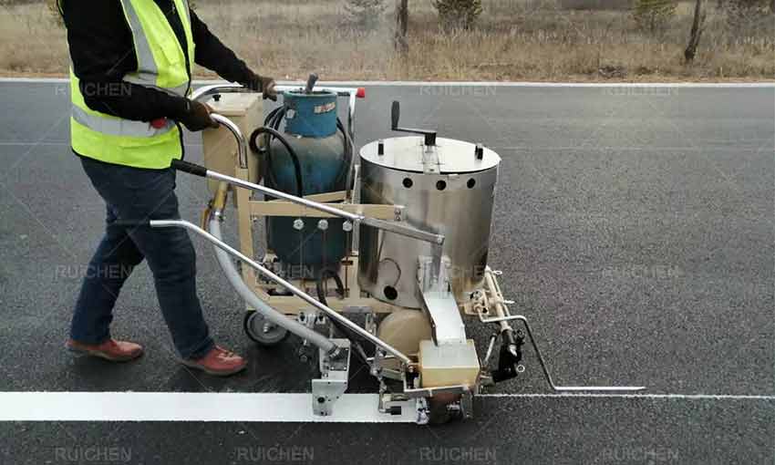 Máquina de marcado de carreteras termoplástico vendida a Sudáfrica