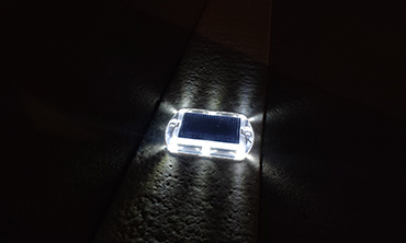 Ojos de gato solares led